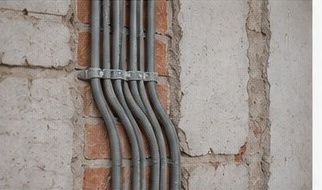 Kabel und Leitungswege